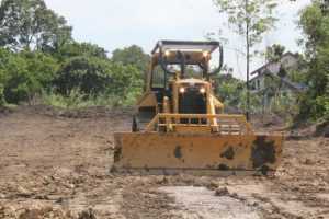 Apa Dasarnya Alat Berat Dikategorikan Sebagai Kendaraan Bermotor?