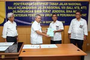 Bina Marga Terima 372 Sertifikat Tanah untuk Jalan Nasional di Provinsi Bali dan Nusa Tenggara