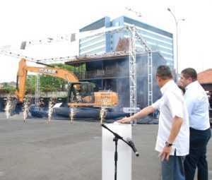 Probesco Perkenalkan Case Excavator CX210B