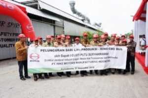 Ini Alasannya Hino Kembali Produksi CNG Bus