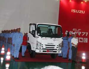 Isuzu Elf NMR 71, Truk Ringan Pertama Yang Gunakan Transmisi 6-percepatan