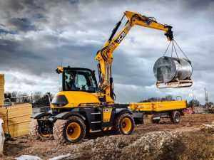 JCB Mulai Produksi Project 710, Mesin Hydradig 10 Ton