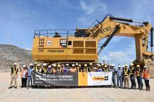 Cat  6030 Perkuat Armada Semen Padang