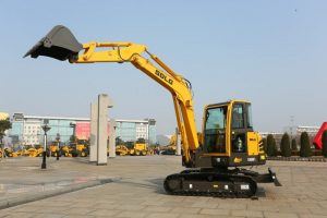 SDLG Luncurkan Compact Excavator