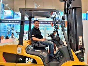 Mengapa Pasar Forklift Cat Tetap Bagus di Tengah Pasar Yang Lesu?