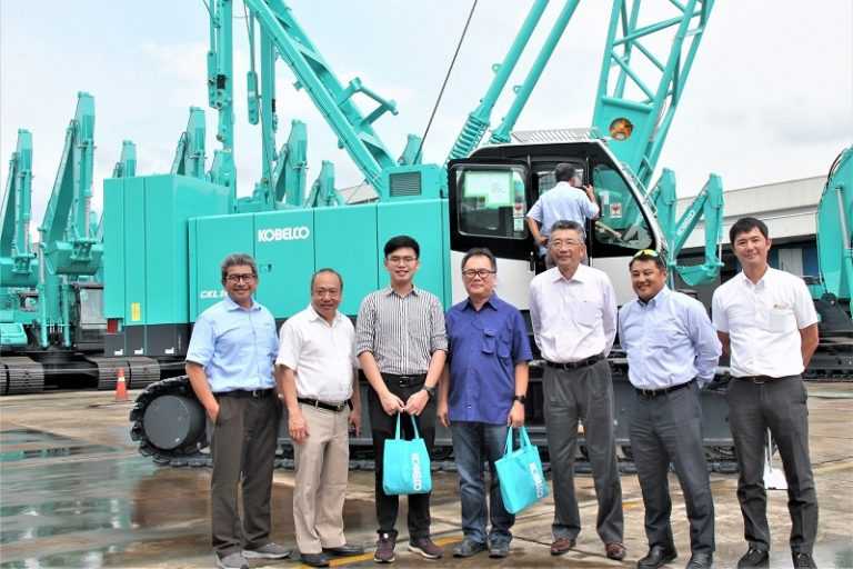 Mengenal Lebih Dekat Crawler Crane Kobelco CKL1000i