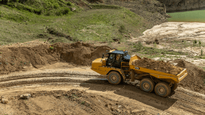 ADT CAT 725 Baru Gunakan Kabin Yang 20% Lebih Besar