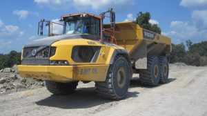 Kisah Sukses Artic Volvo A60H di PT BOSS