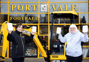 JCB Sajikan Hingga 25.000 Paket Makanan Selama Lockdown