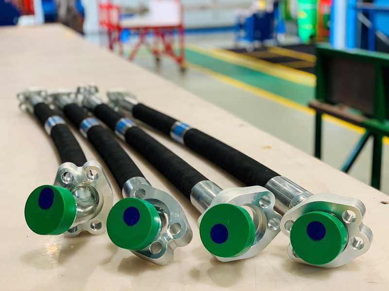 Begini Proses Pembuatan High Pressure Hose Liebherr - Informasi Alat Berat