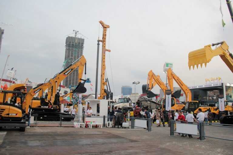 Berapa Prediksi Penjualan Alat Berat Tahun 2021?