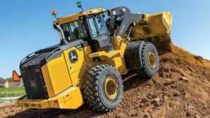 John Deere investasi teknologi engine bersih