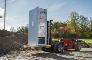 Truck-mounted forklif Palfinger BM 214: Bekerja dengan presisi tinggi dalam waktu cepat