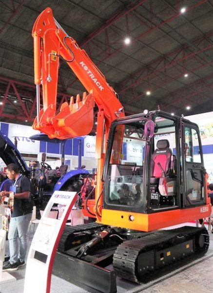 Kotrack Perkenalkan Midi Excavator Kelas 6 Ton