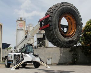 Telehandler Multi Fungsi SCORPION 7,5 Ton