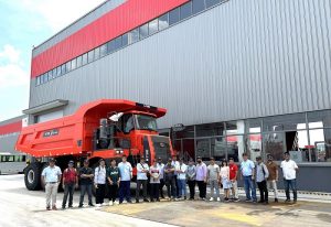 Berkunjung ke Pabrik Alat Tambang LGMG di Jinan