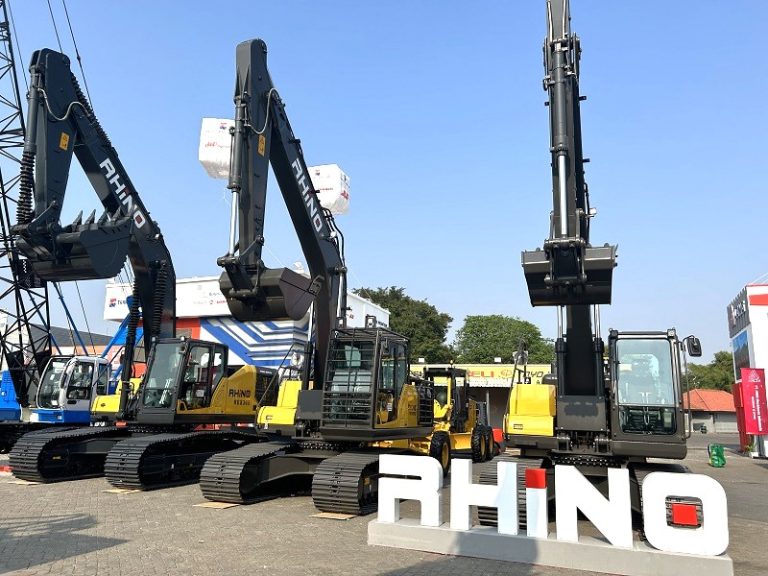 Mengenal Lebih Dekat Excavator Rhino