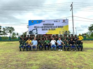 Dukung Program Ketahanan Pangan, UT School Berikan Pelatihan Alat Berat di Merauke