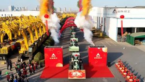 Seremoni Pengiriman 1.000 Alat Berat SDLG ke Pasar Luar Negeri