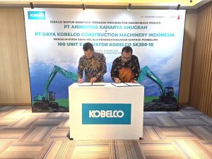 100 Excavator Kobelco Dikerahkan untuk Dukung Proyek  Ketahanan Pangan di Kalimantan Tengah