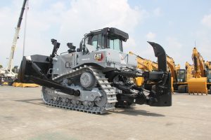 BULLDOZER CAT D8 DENGAN BERAGAM FITUR CANGGIH