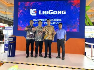 Mengapa LiuGong Fokus pada AWP & Material Handling Listrik?