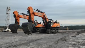 Program SESEPUH dari SKBF:  Solusi Hemat untuk Pembiayaan Alat Berat Develon