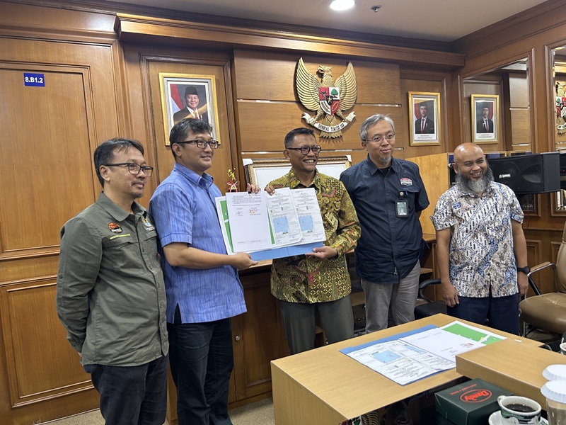 Komatsu Indonesia & Balai Taman Nasional Kepulauan Seribu Teken Perjanjian Kerja Sama