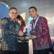 Berkat Program SOBAT, UT Terima Penghargaan dari Kemendikdasmen