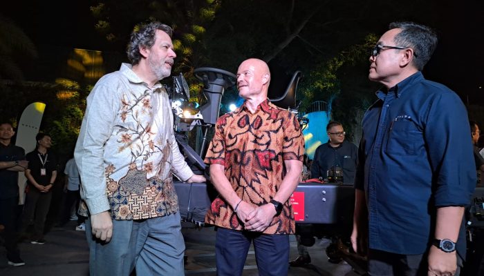 Volvo dan Indotruck Utama Luncurkan Sasis Elektrik Volvo BZR